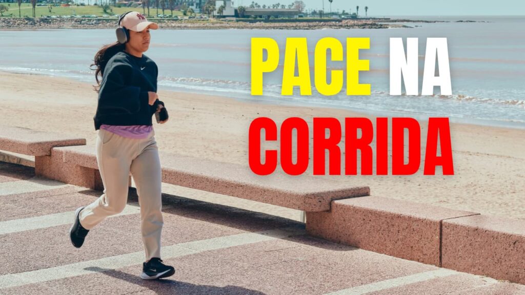 Imagem de capa. Mulher correndo representando o controle do pace, escrito "Pace na Corrida" na imagem.